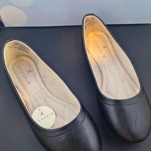 Danskin Women's Classic Black Flats